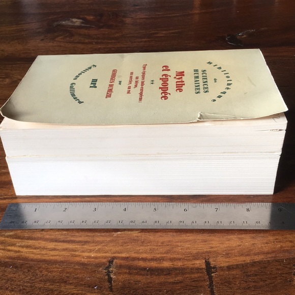 Mythe et Epopee (myth and epic) by Georges Dumezil French Language edition - Picture 6 of 16